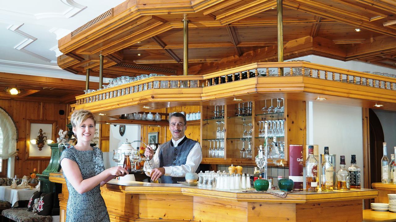 Hotel Schwarzenbergs Traube Glottertal Eksteriør bilde